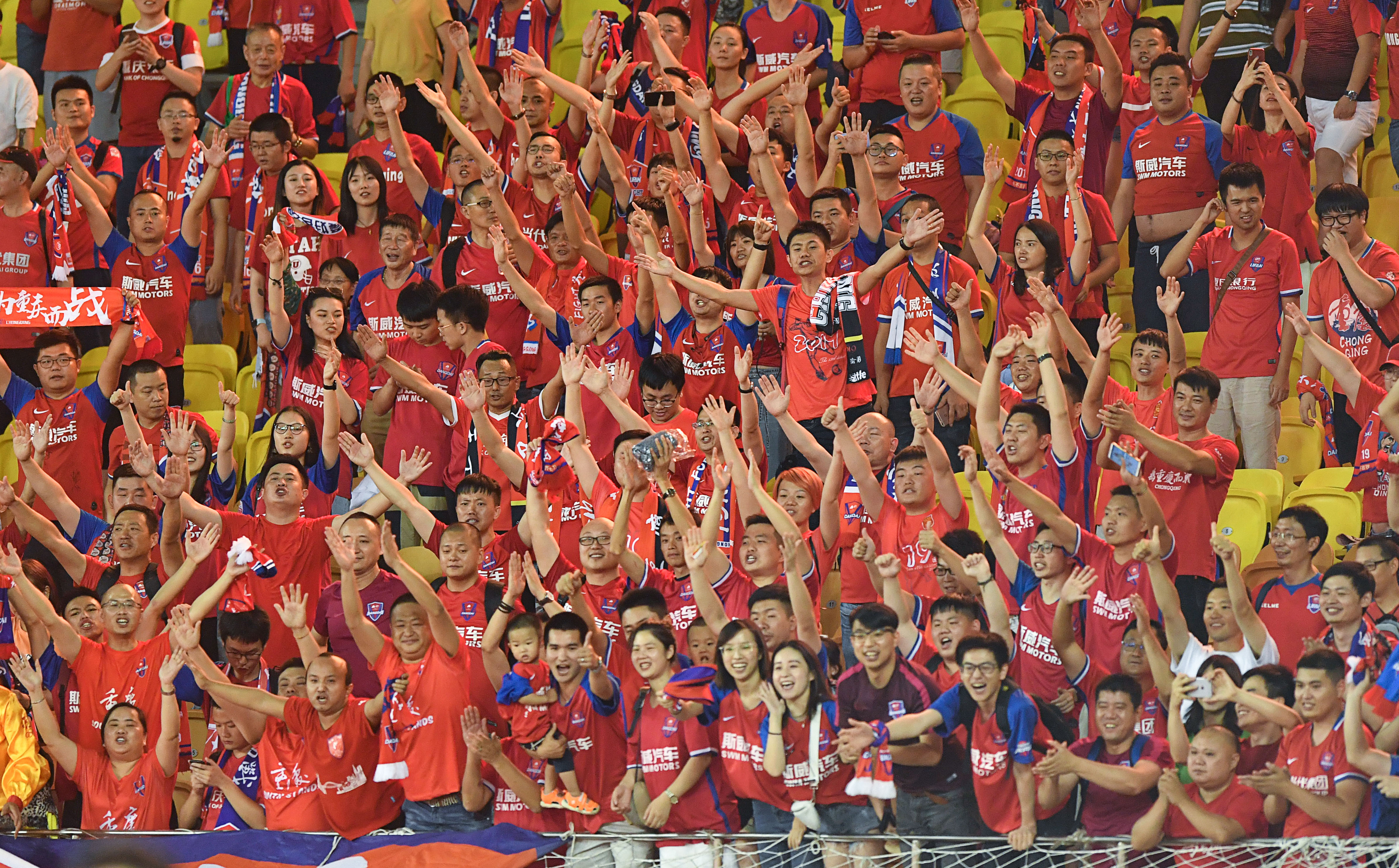 包含重庆斯威绝杀武汉卓尔赢得双线连胜的词条