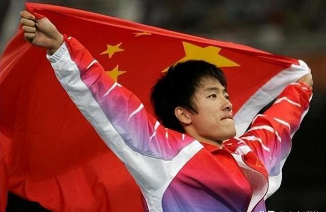 九游体育入口-乒乓球选手刘翔争夺男子单打冠军