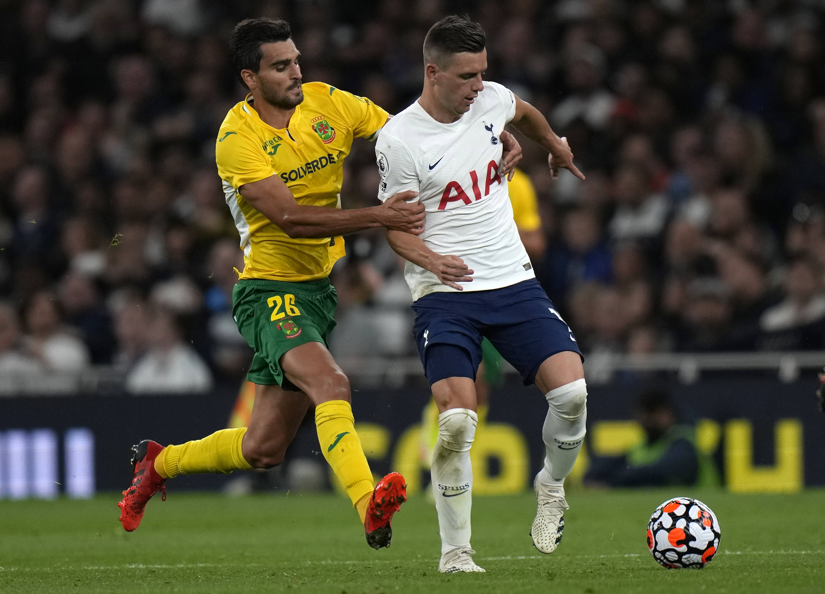 曼联客场一胜，积极备战欧冠的简单介绍