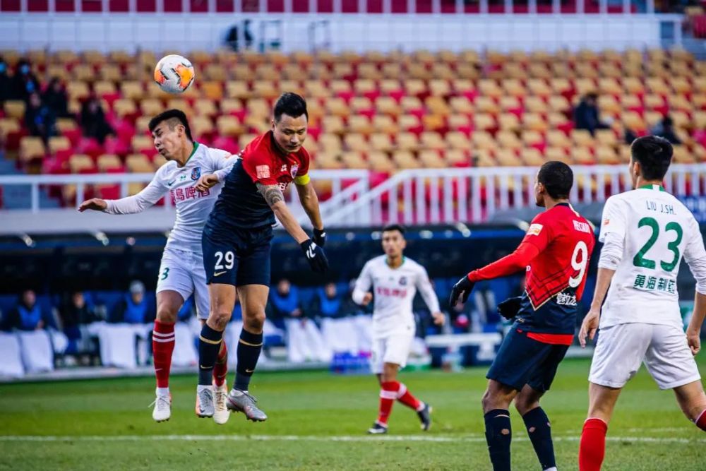 九游体育官方登录入口-深圳佳兆业客场击败青岛黄海，逆袭成功