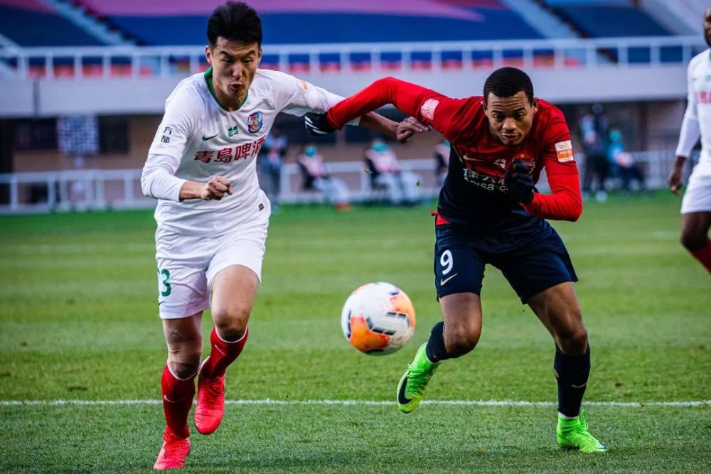 深圳佳兆业客场击败青岛黄海，逆袭成功