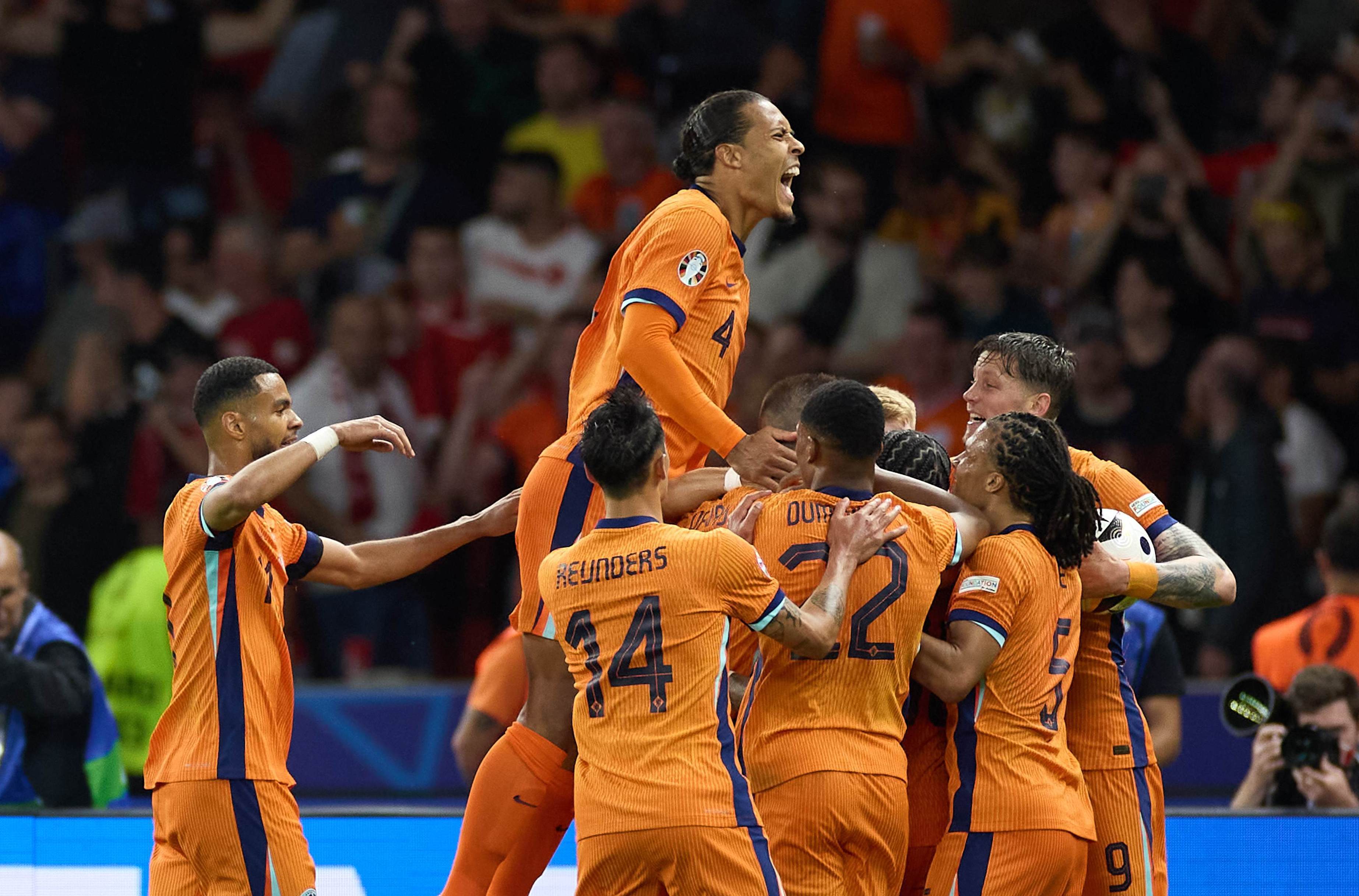 九游体育在线-荷兰队轻松战胜奥地利队，取得胜利