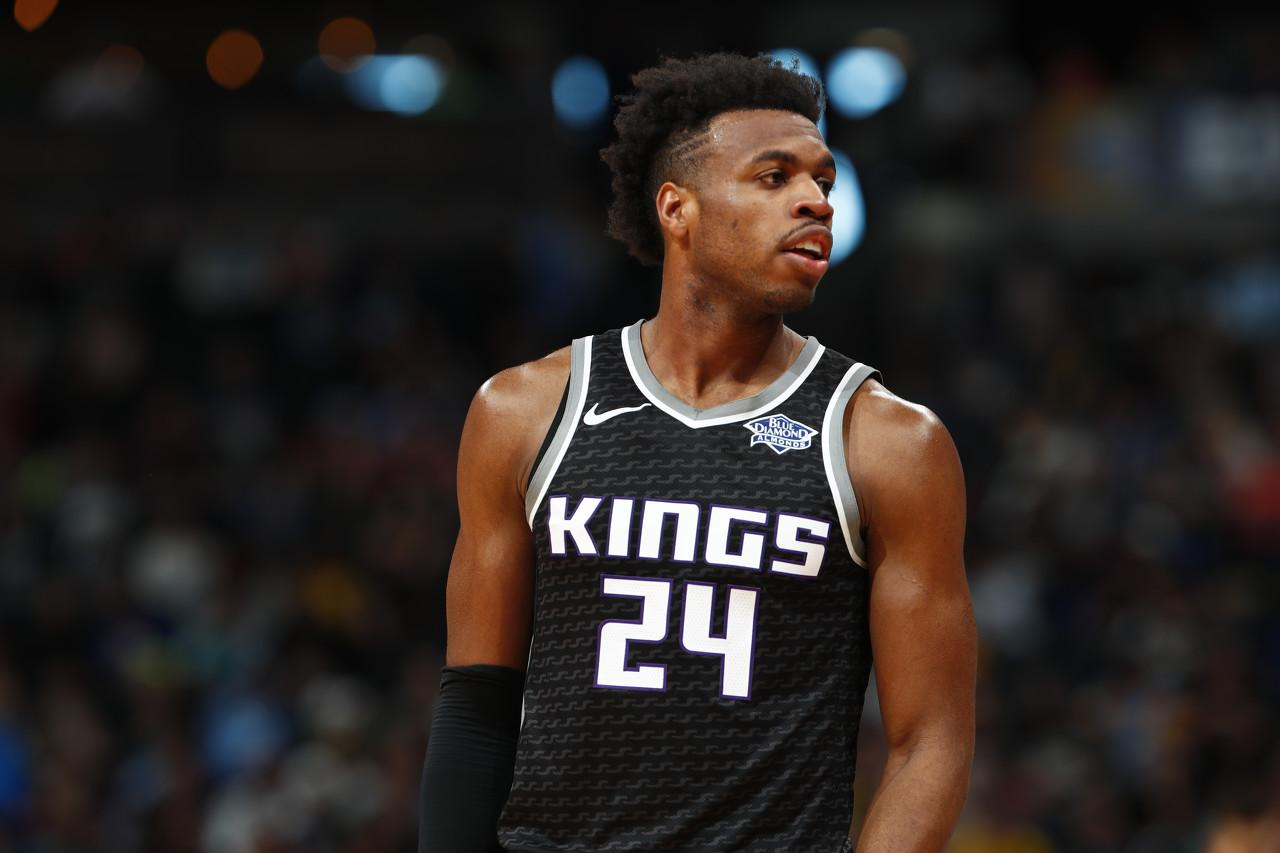 尼姆主场遗憾失利,未能取胜 尼姆主场遗憾失利,未能取胜