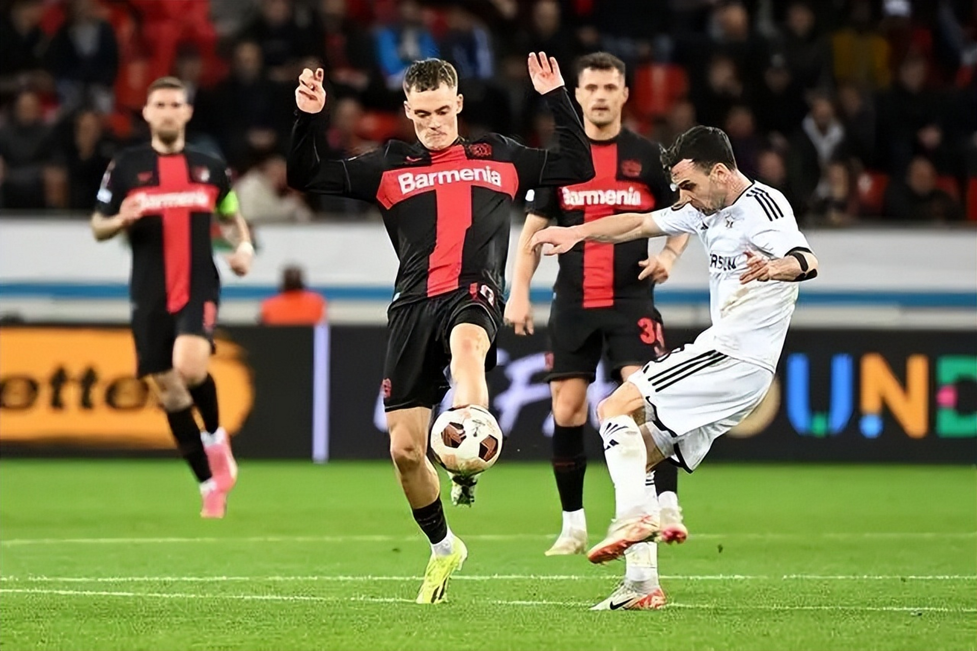 九游体育网页版-包含勒沃库森客场战胜对手，保持在欧洲赛场的竞争力的词条